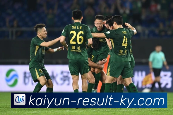东契奇火力全开单节爆发32次20加追平哈登直逼库里科比历史地位